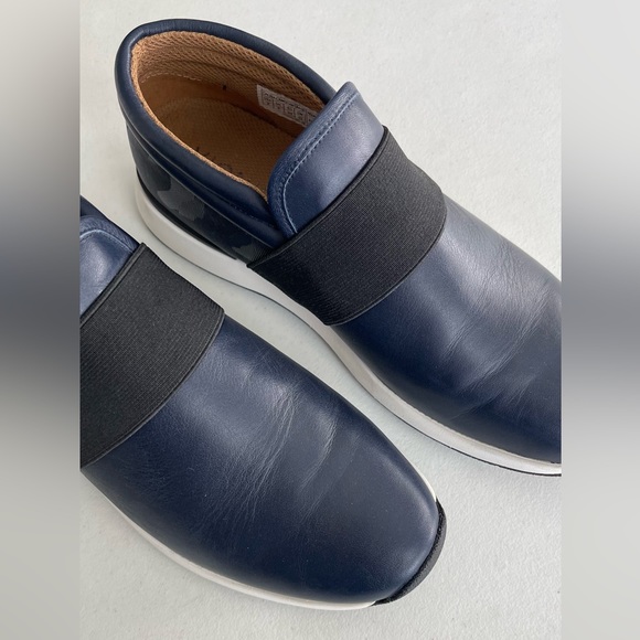 Vionic Cosmic Calina - Picture 6 of 9